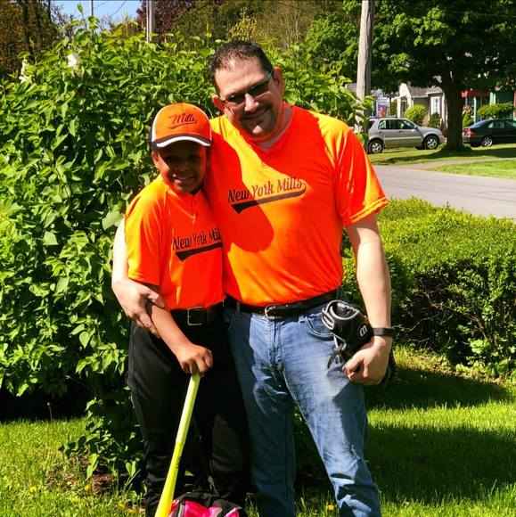 Meet your Posher, Chris - Picture 1 of 1